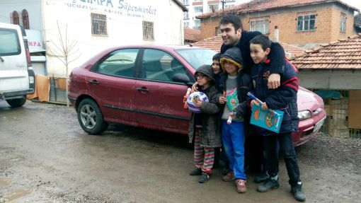  Mustafa Dağaşan Mülteci Çocuklarla...